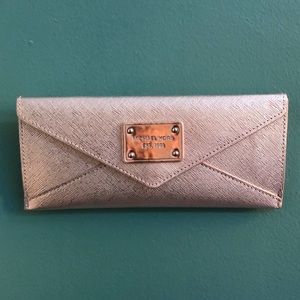 Michael Kors sliver clutch